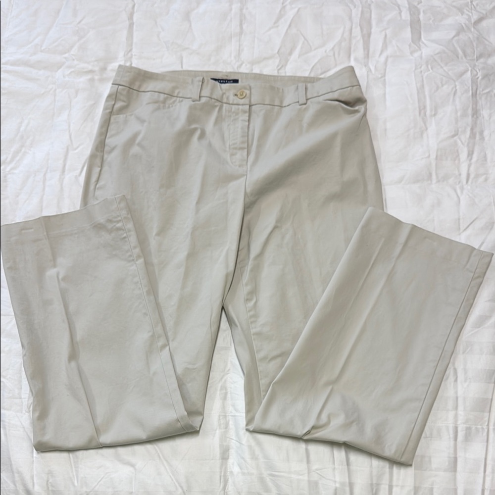 Jones New York Signature women’s khaki pants - 10